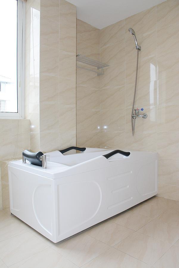 שנגחאי 100 Inn Plus Pudong Airport Hotel מראה חיצוני תמונה